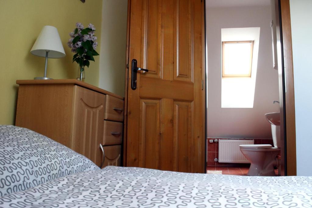 Banská Štiavnica Penzion Kremenisko חדר תמונה